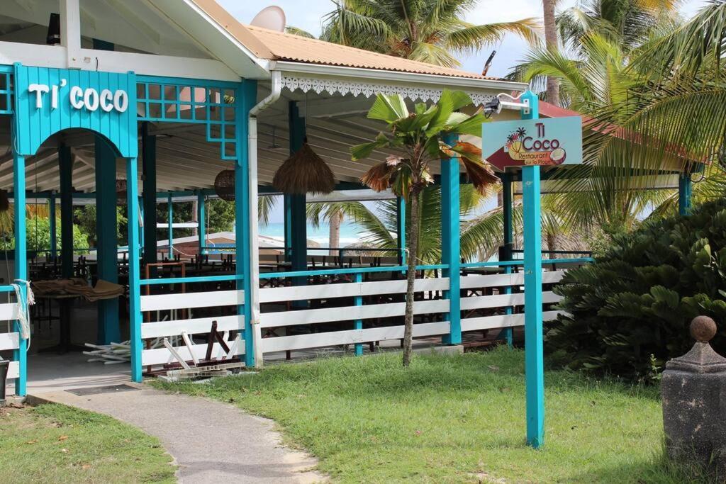 Le 35 Anse Des Rochers Saint-Francois Экстерьер фото